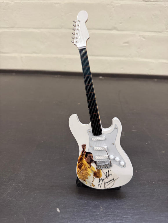 Miniatuur gitaar Freddy Mercury