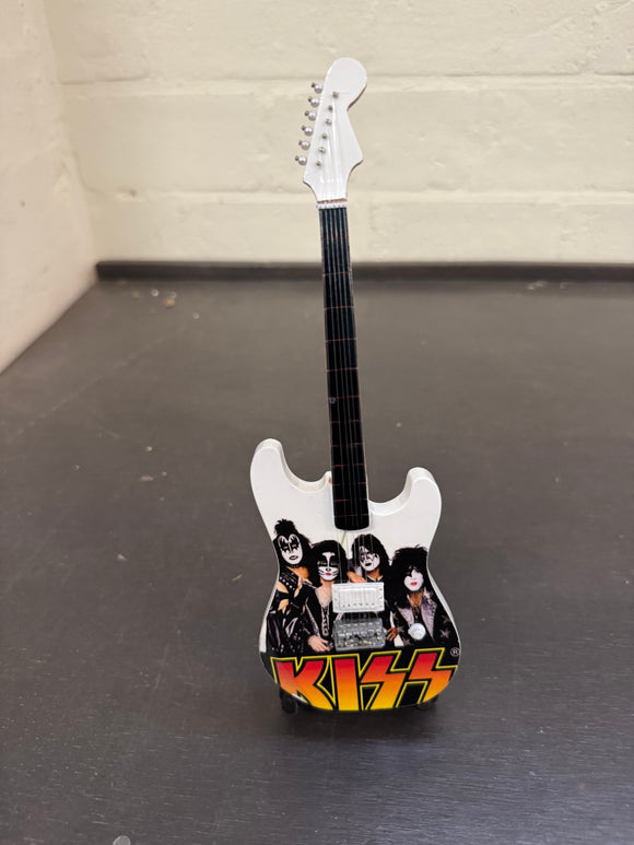 Kiss miniatuur gitaar