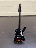 Miniatuur gitaar Kiss