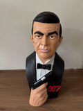 James Bond buste
