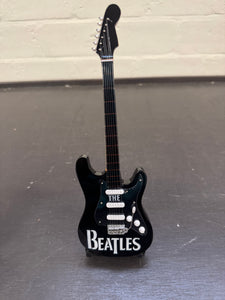 The Beatles miniatuur gitaar