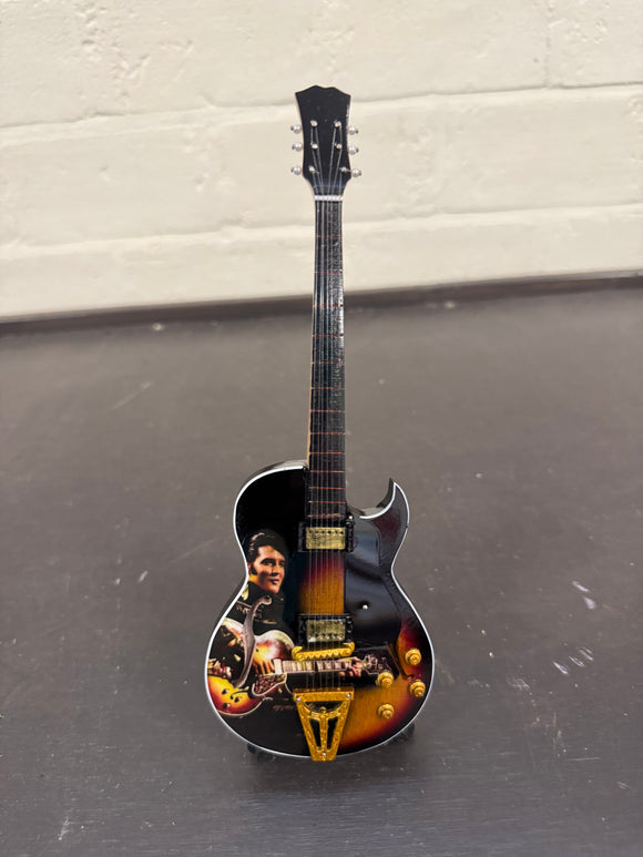 Elvis Presley miniatuur gitaar