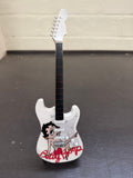 Betty Boop miniatuur gitaar