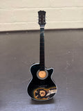Miniatuur gitaar ACDC Agnus Young